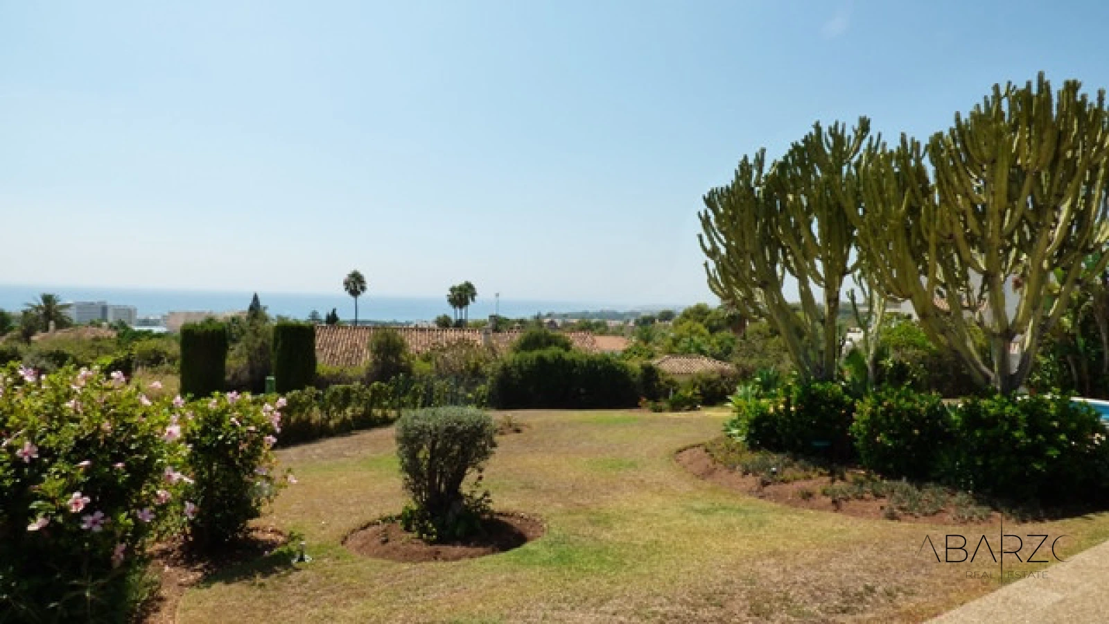 Impresionante Villa Independiente en el Centro de Marbella con Vistas al Mar y Amplios Espacios — interior, Marbella Centro, Marbella (7 of 45)