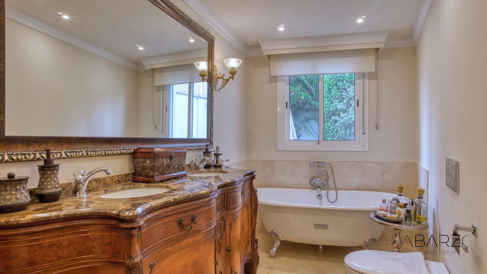 Elegant house in Marbella center, near old town, promenade, and beaches — interior, Marbella Centro, Marbella (28 of 44)