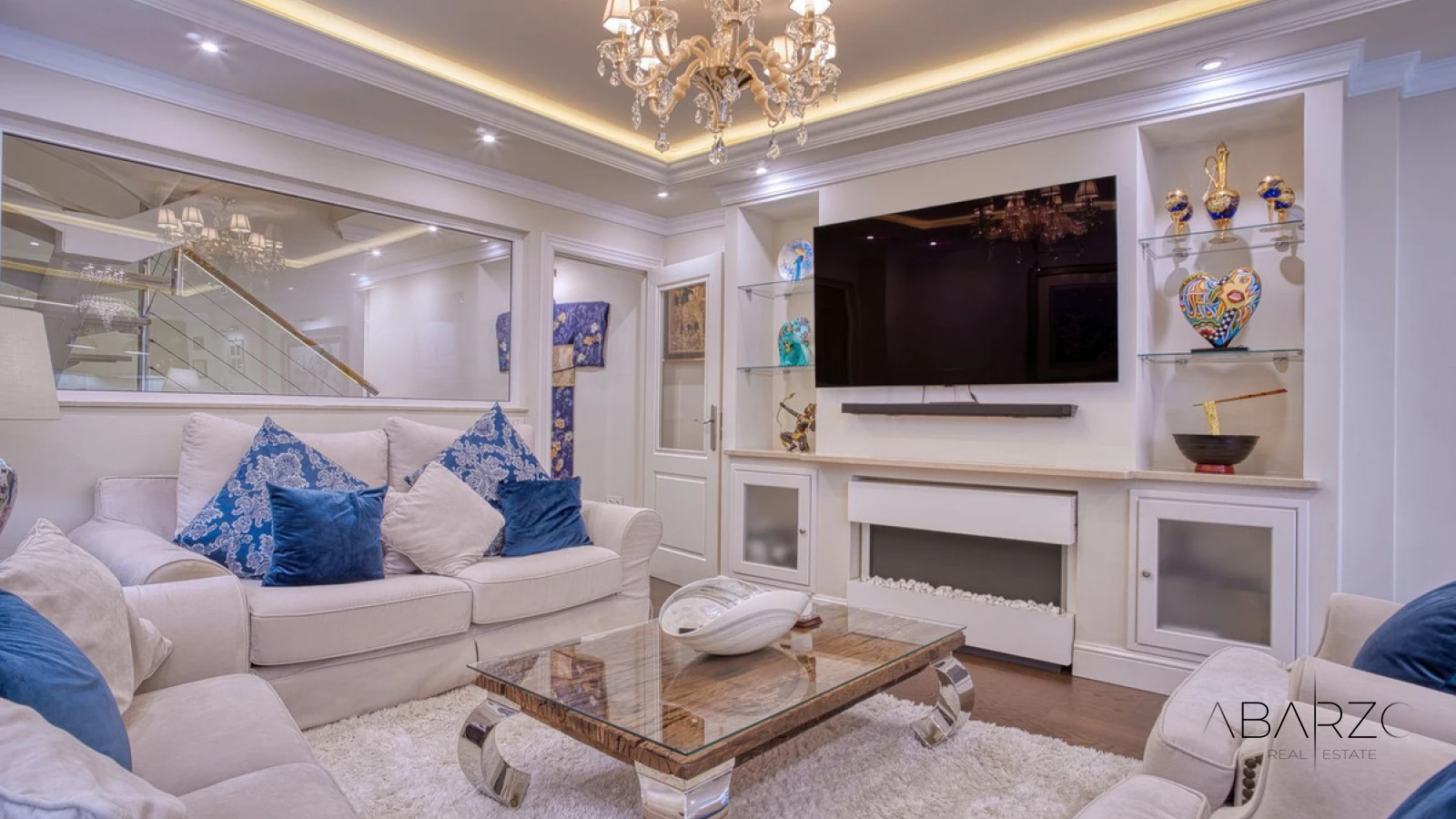 Elegant house in Marbella center, near old town, promenade, and beaches — interior, Marbella Centro, Marbella (3 of 44)