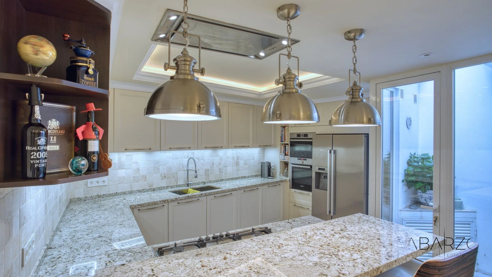 Elegant house in Marbella center, near old town, promenade, and beaches — interior, Marbella Centro, Marbella (10 of 44)