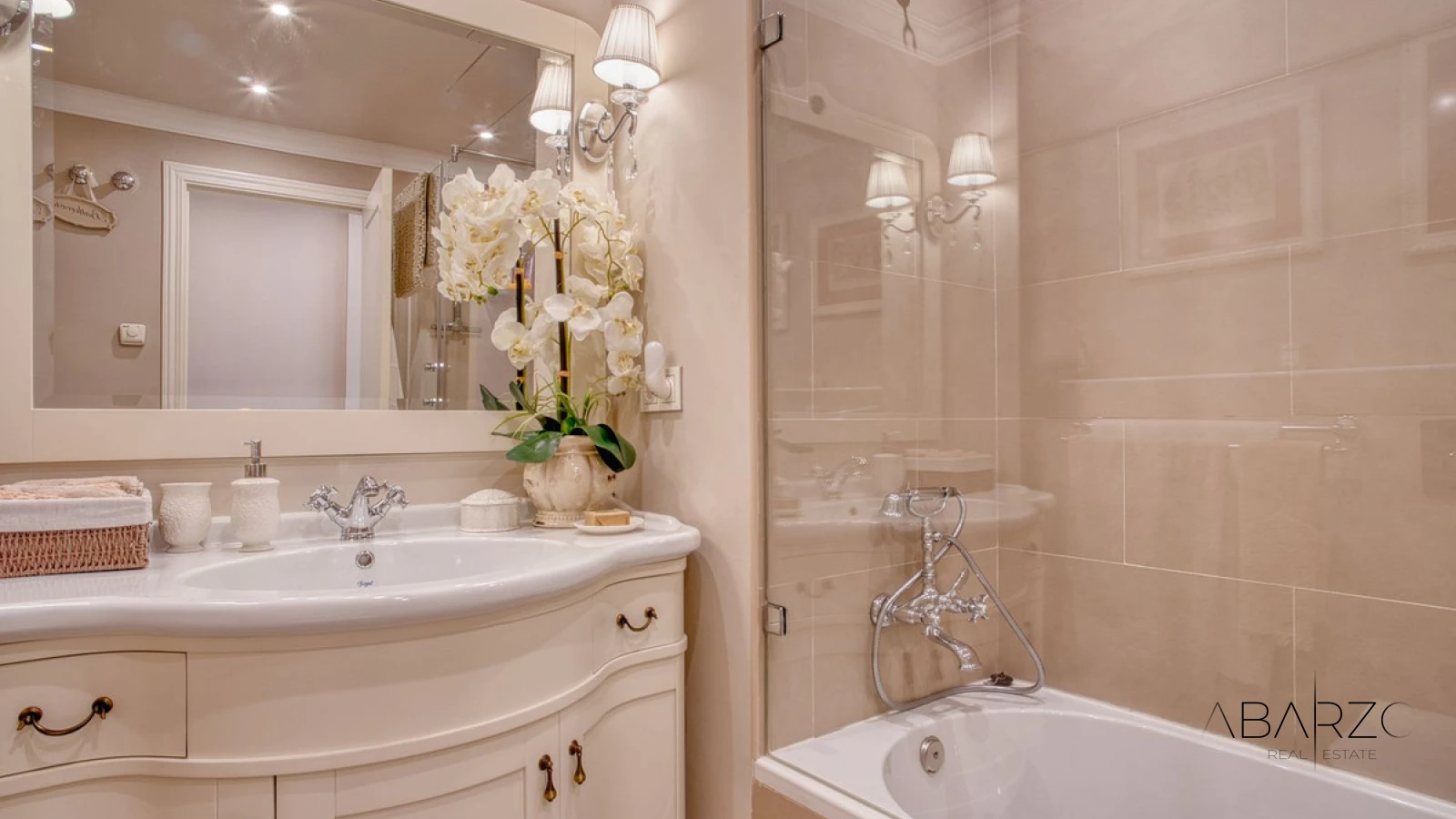 Elegant house in Marbella center, near old town, promenade, and beaches — interior, Marbella Centro, Marbella (21 of 44)