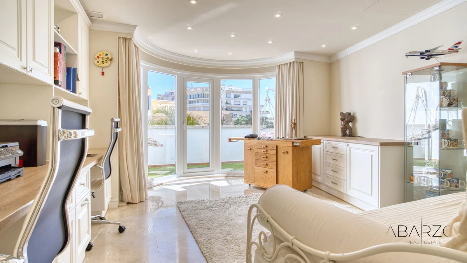 Elegant house in Marbella center, near old town, promenade, and beaches — interior, Marbella Centro, Marbella (13 of 44)