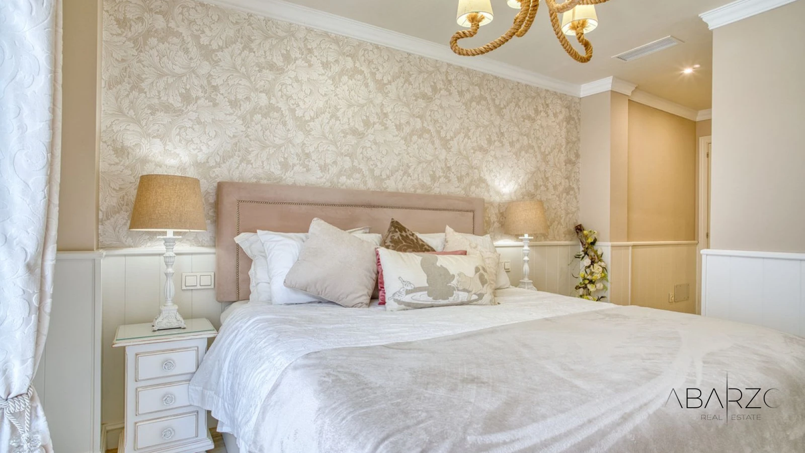 Elegant house in Marbella center, near old town, promenade, and beaches — interior, Marbella Centro, Marbella (19 of 44)