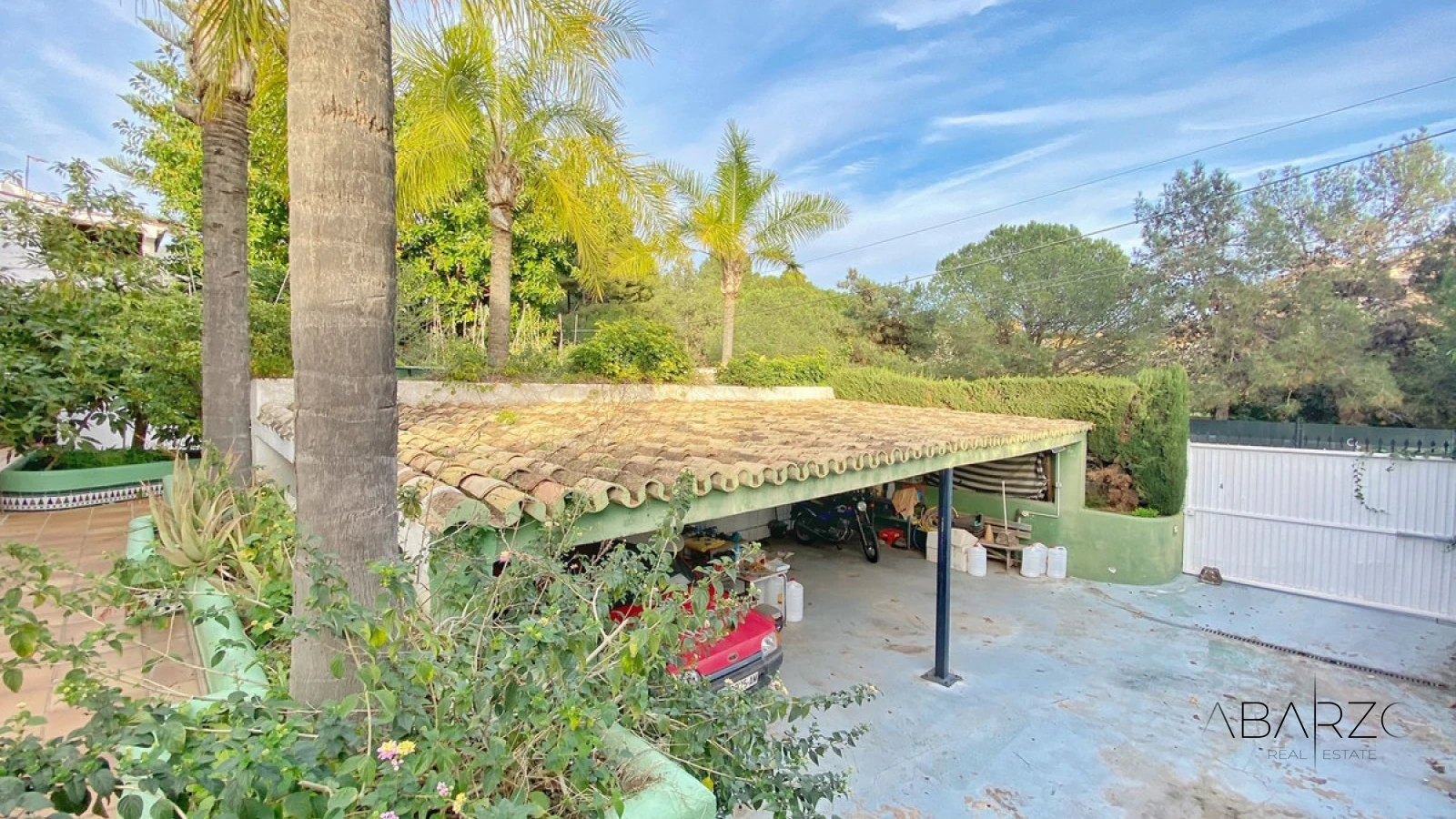 Amplia villa independiente en zona exclusiva de Marbella con gran jardín y piscina — interior, Marbella Centro, Marbella (10 of 21)