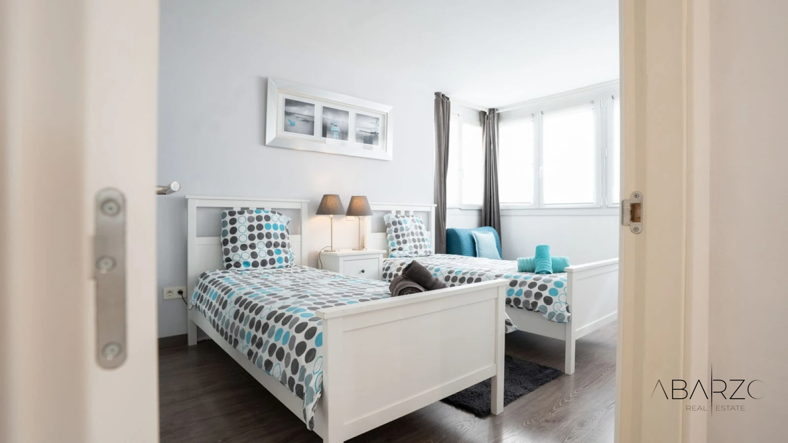 Beachfront Apartment in Marbella with Sea Views and Spacious Terrace — interior, Marbella Centro, Marbella (31 of 39)
