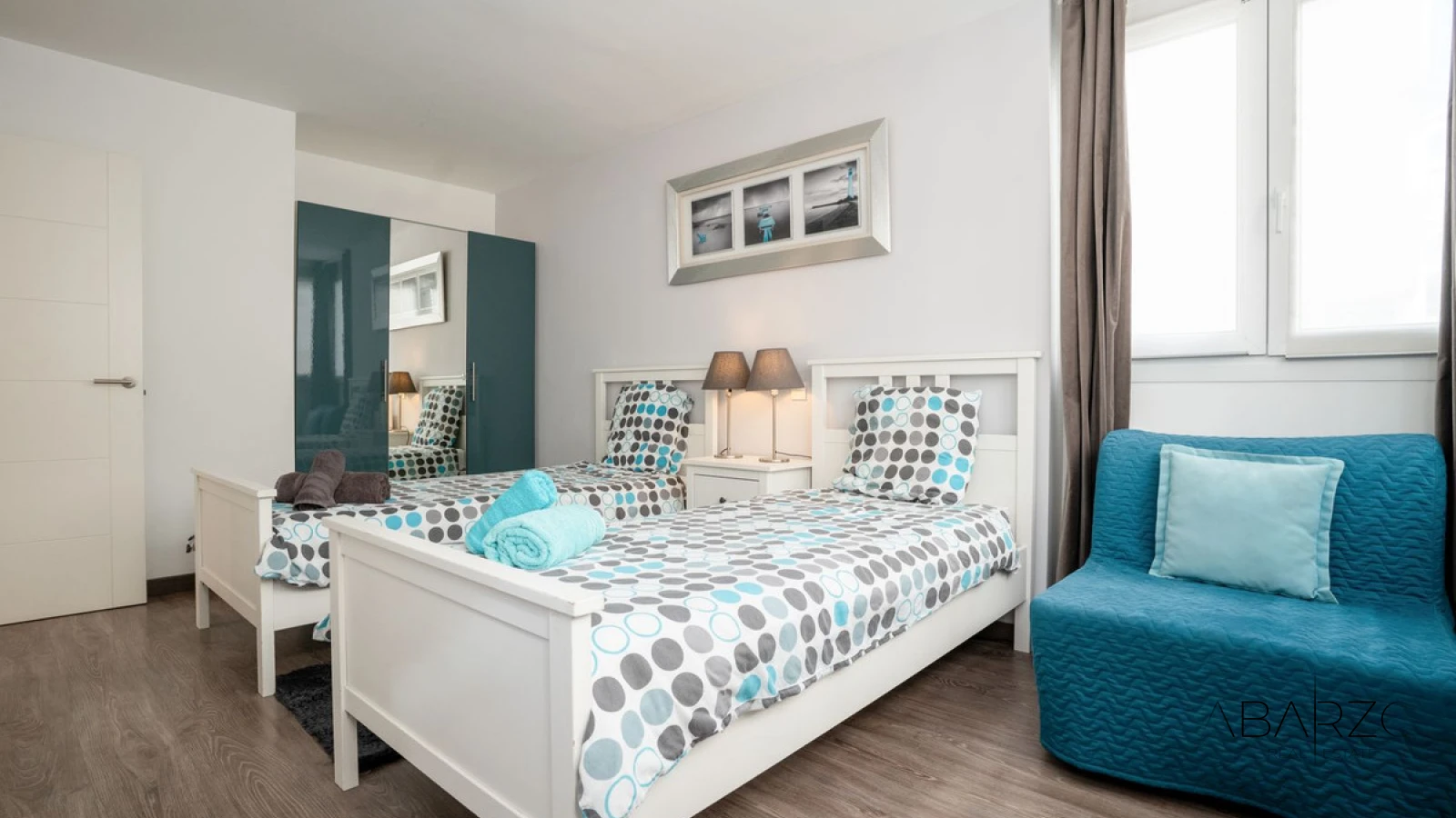Beachfront Apartment in Marbella with Sea Views and Spacious Terrace — interior, Marbella Centro, Marbella (33 of 39)