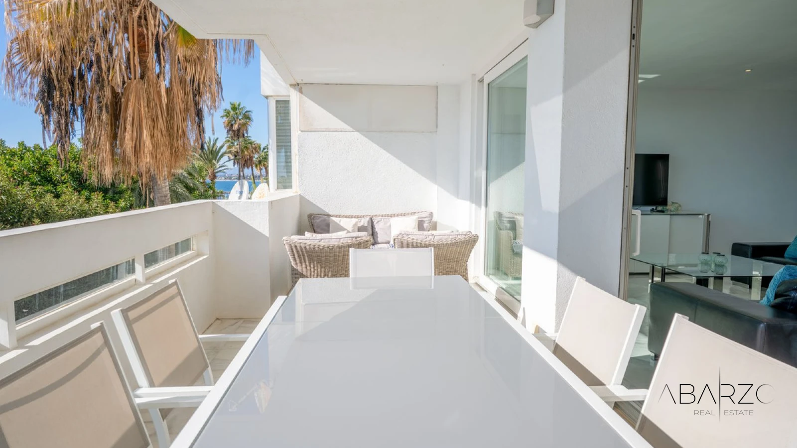 Beachfront Apartment in Marbella with Sea Views and Spacious Terrace — interior, Marbella Centro, Marbella (19 of 39)