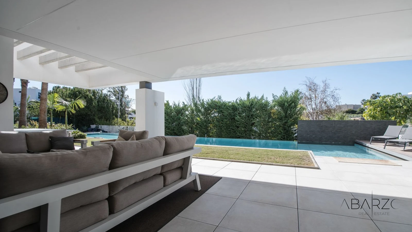 Villa with Sauna and Pool in Spacious Modern Design — interior, Benahavís (25 of 44)