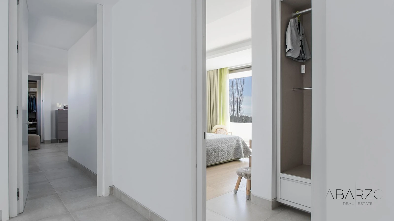 Villa with Sauna and Pool in Spacious Modern Design — interior, Benahavís (16 of 44)
