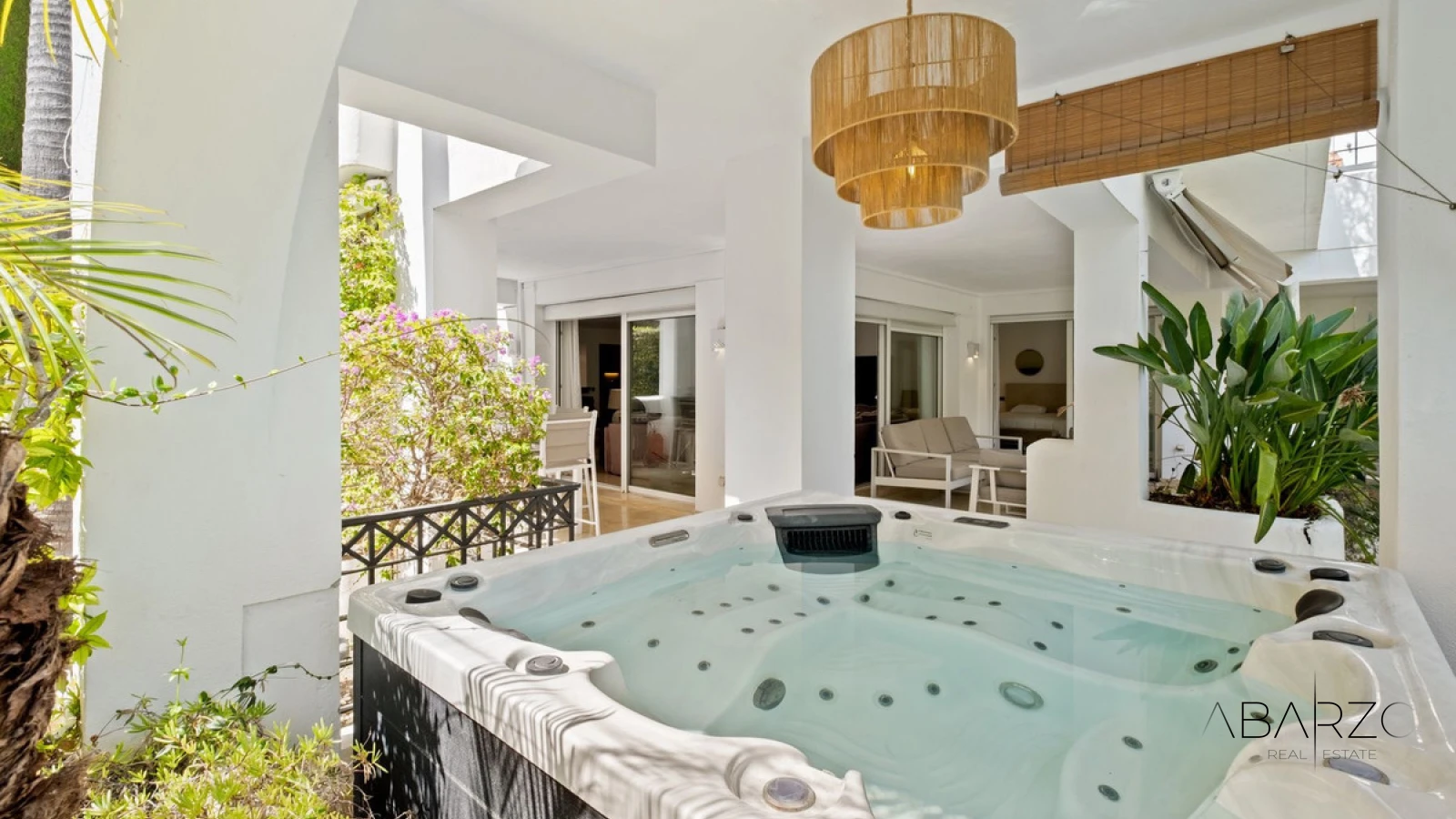 Apartamento con jacuzzi y jardín en Rio Real Golf — interior, Marbella East, Marbella (5 of 23)