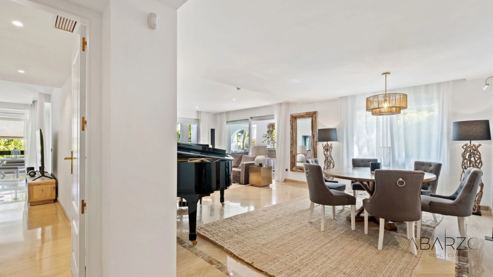 Apartamento con jacuzzi y jardín en Rio Real Golf — interior, Marbella East, Marbella (4 of 23)