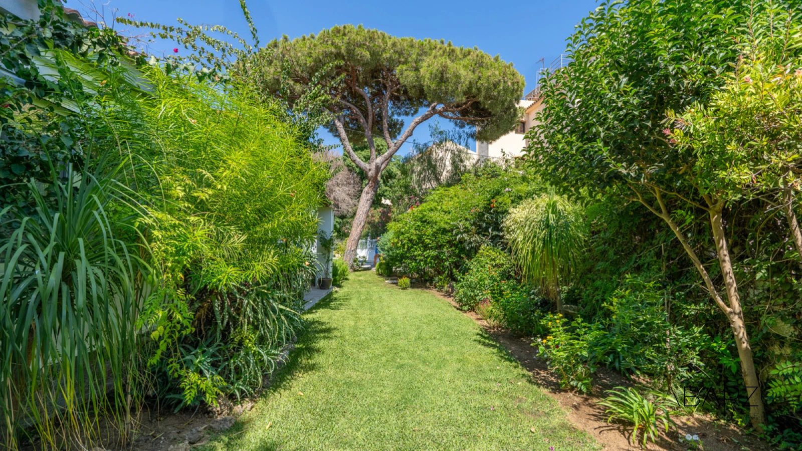 Fully Renovated Villa in Marbesa, Marbella East with Sea Views and Private Pool — interior, Marbella East, Marbella (41 of 48)