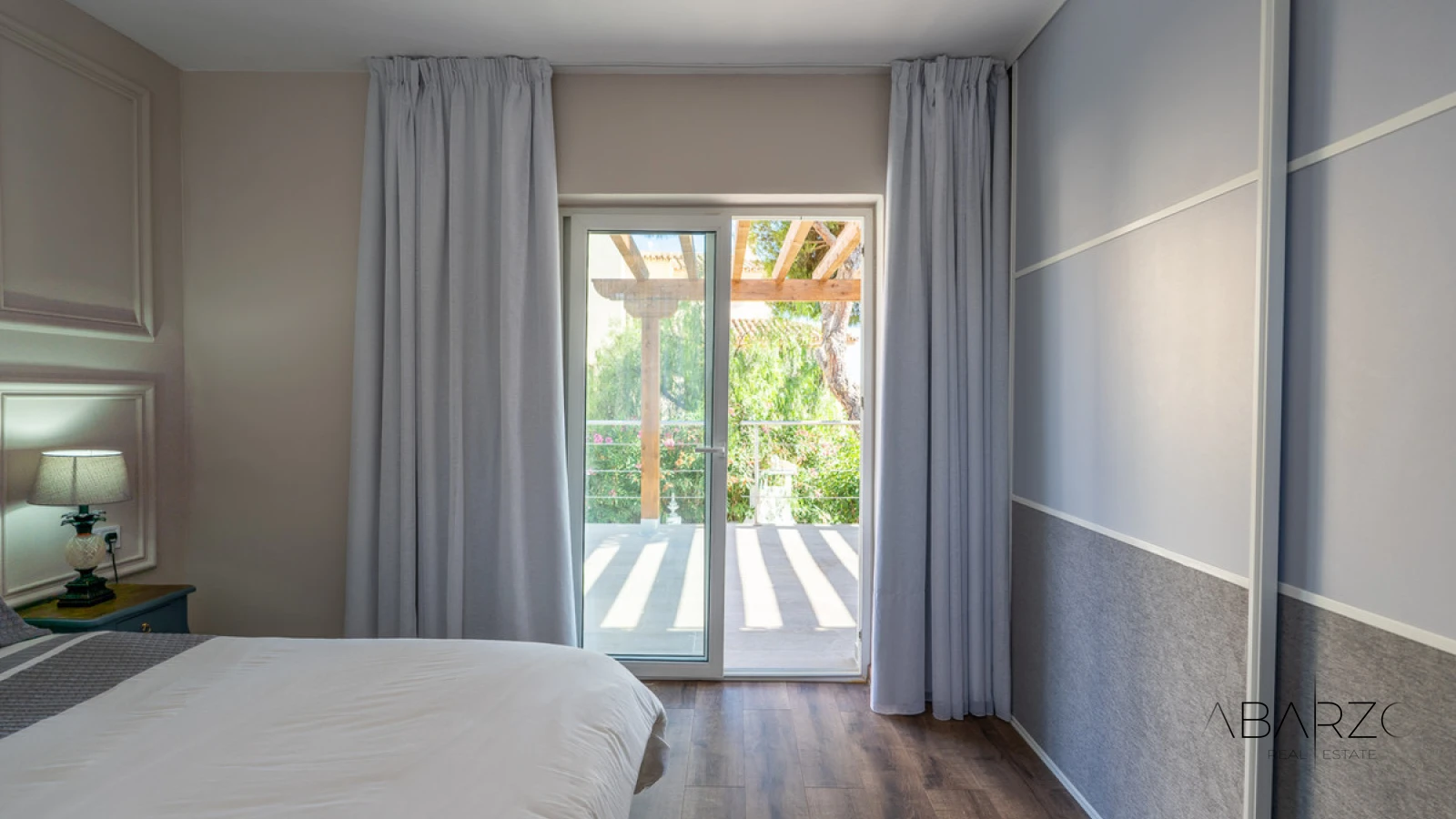 Fully Renovated Villa in Marbesa, Marbella East with Sea Views and Private Pool — interior, Marbella East, Marbella (32 of 48)