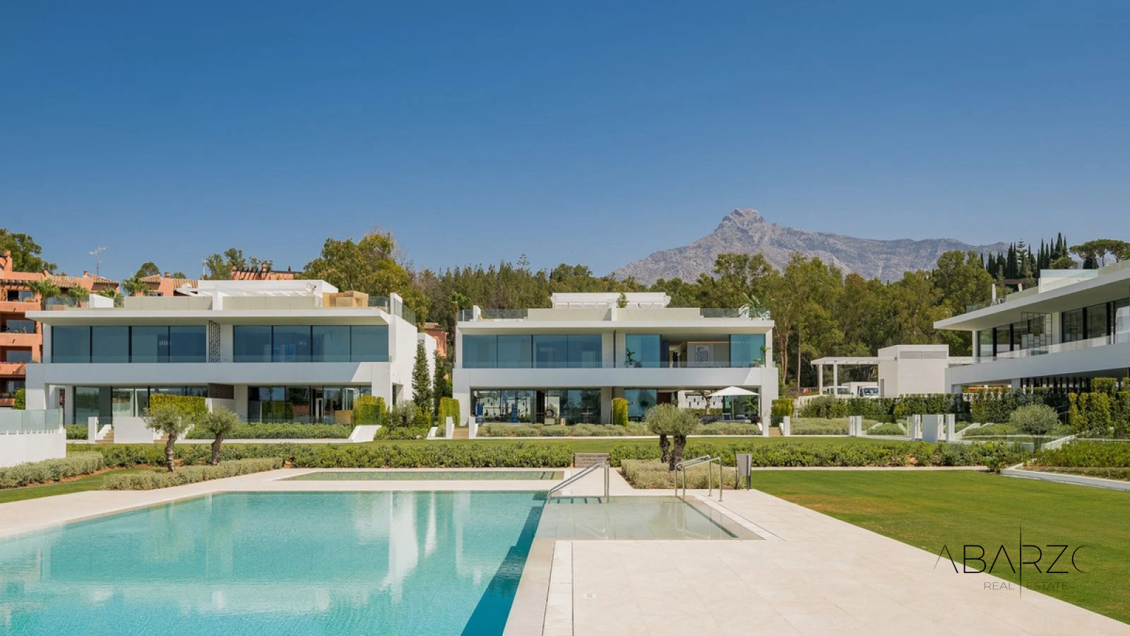 Villa de lujo con ascensor privado y vistas al mar en Marbella — interior, Marbella Centro, Marbella (47 of 49)