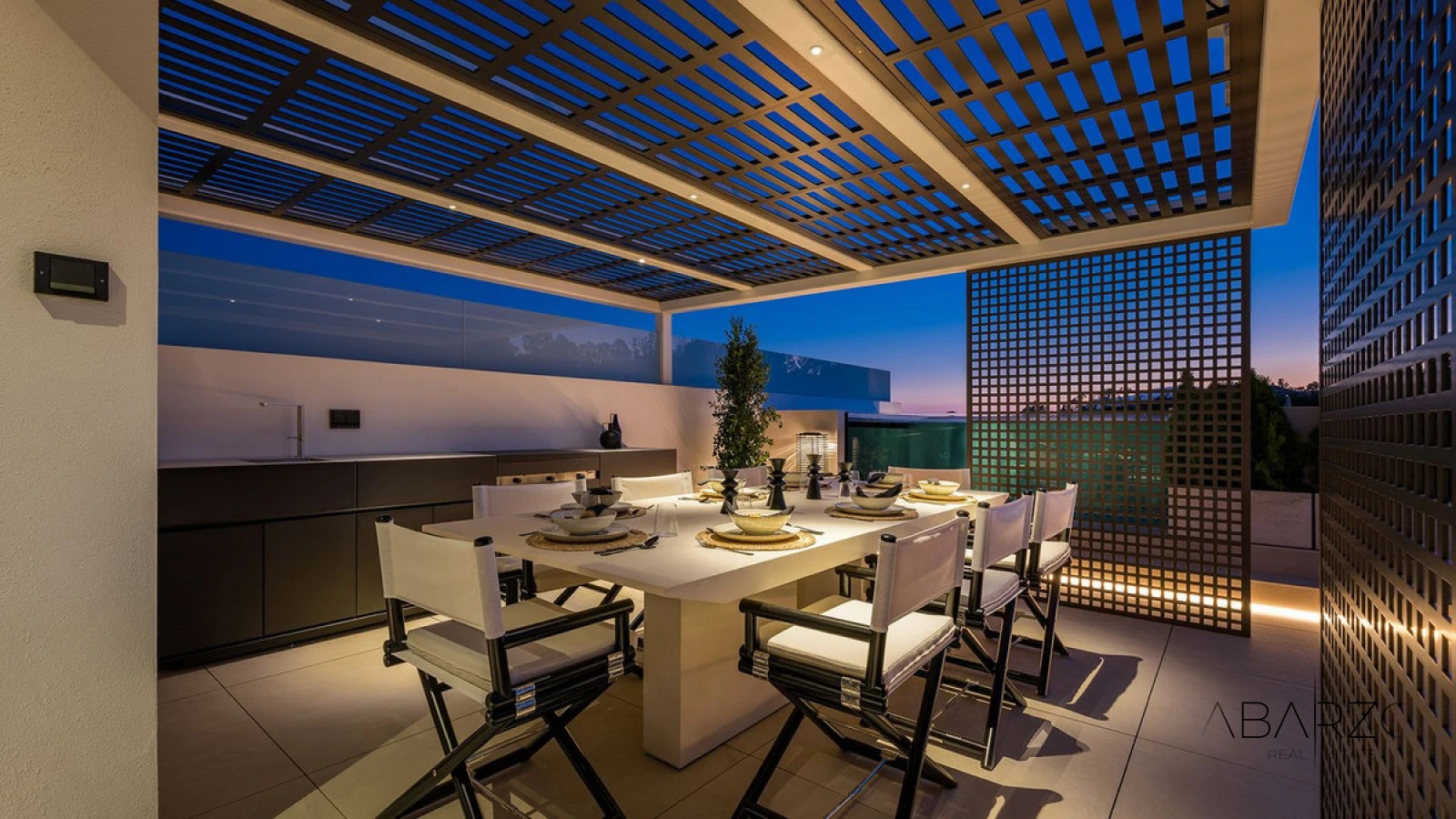 Villa de lujo con ascensor privado y vistas al mar desde la azotea en Marbella — interior, The Golden Mile, Marbella (40 of 43)