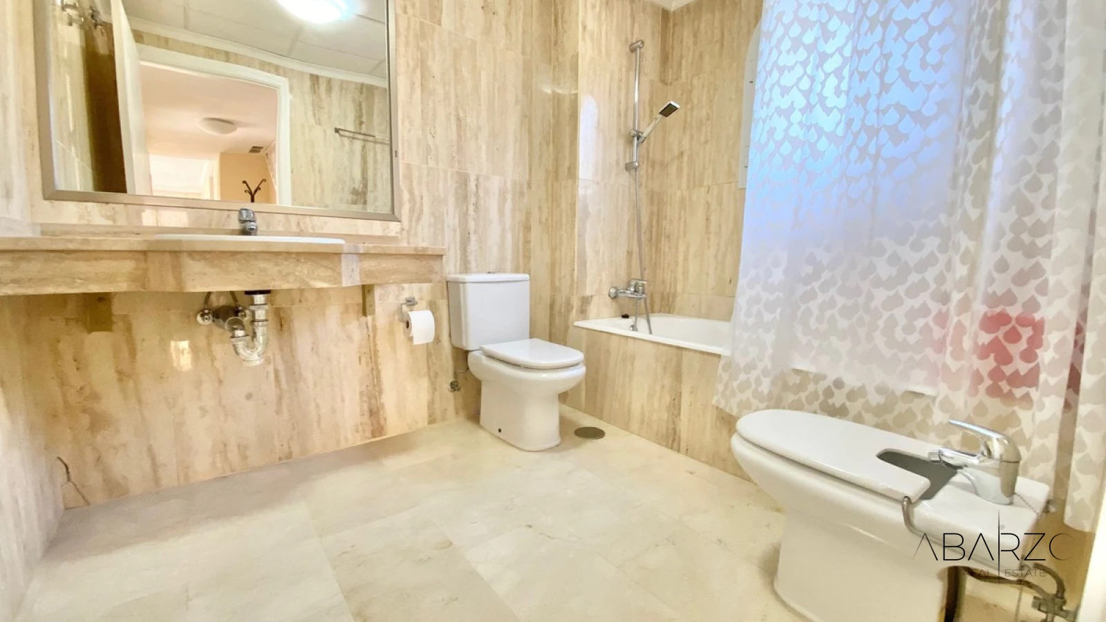 Duplex Penthouse in Elviria, Marbella with Sea Views and Spacious Terrace — interior, Marbella East, Marbella (22 of 29)