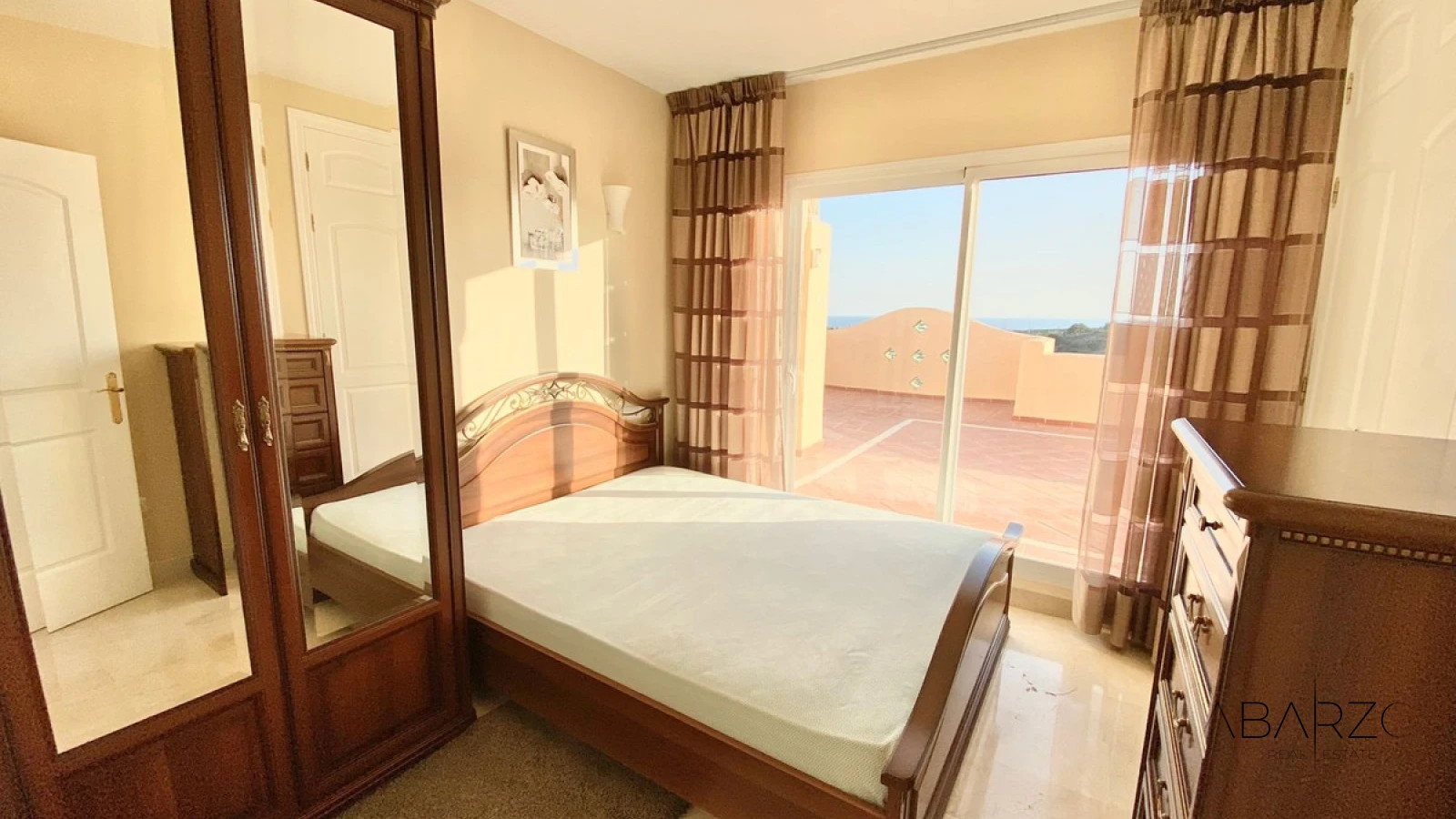 Duplex Penthouse in Elviria, Marbella with Sea Views and Spacious Terrace — interior, Marbella East, Marbella (19 of 29)