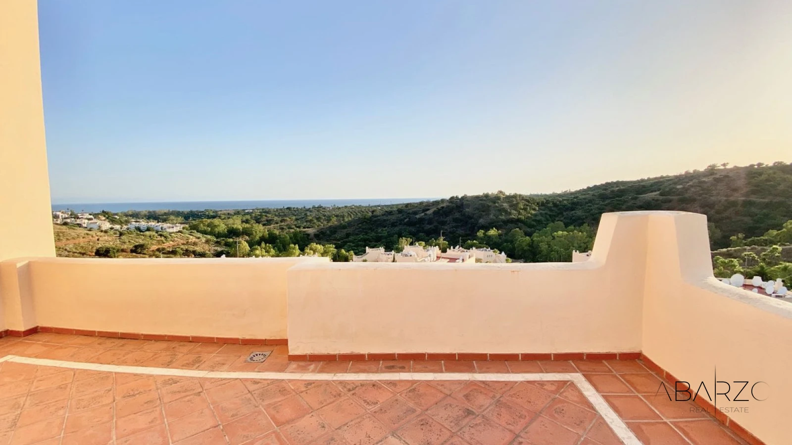 Duplex Penthouse in Elviria, Marbella with Sea Views and Spacious Terrace — interior, Marbella East, Marbella (25 of 29)