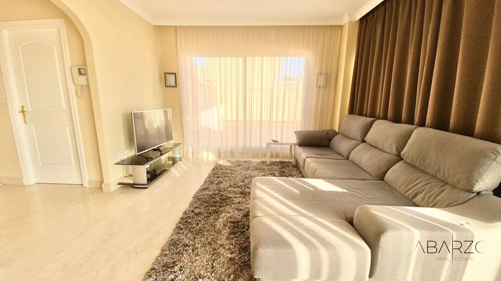 Duplex Penthouse in Elviria, Marbella with Sea Views and Spacious Terrace — interior, Marbella East, Marbella (7 of 29)