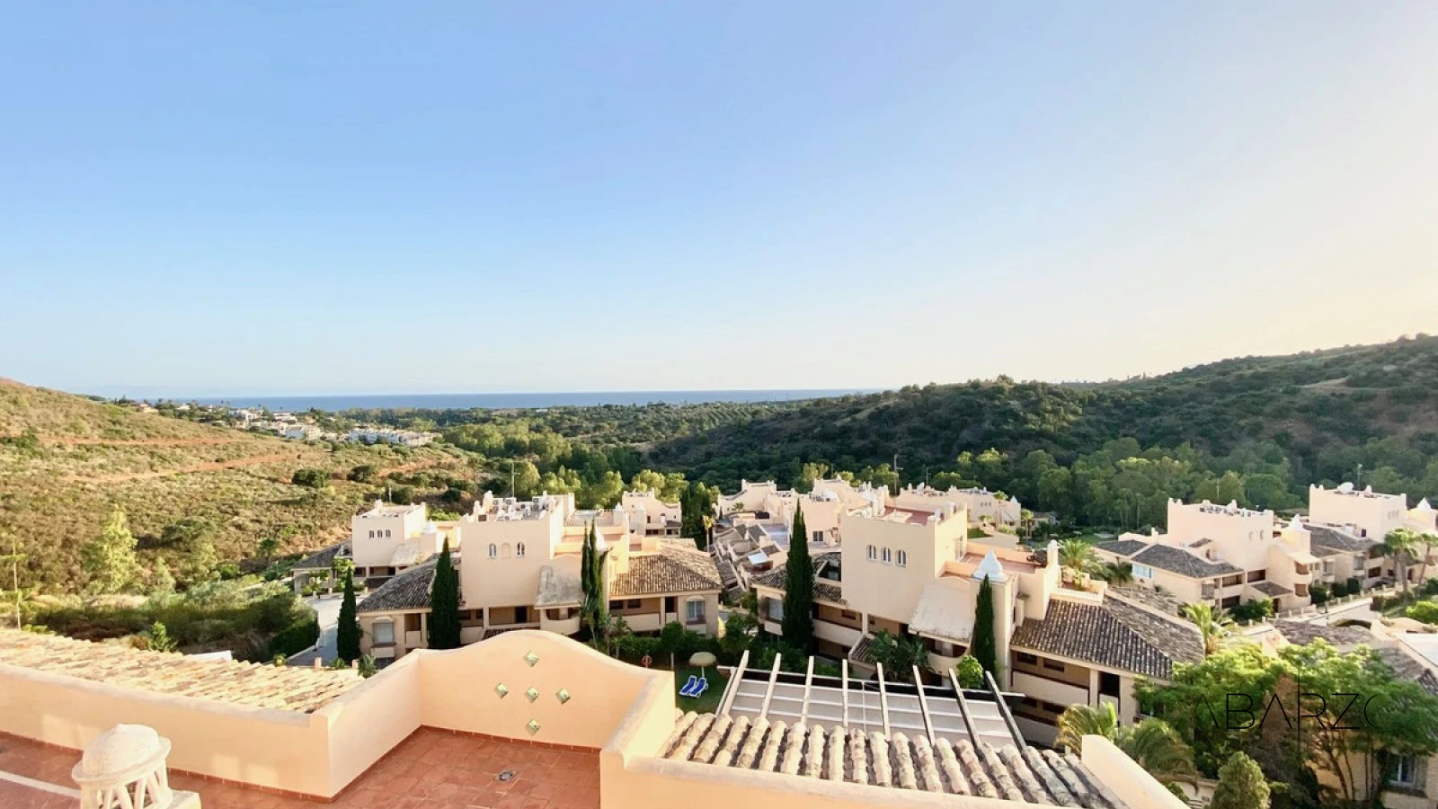 Duplex Penthouse in Elviria, Marbella with Sea Views and Spacious Terrace — interior, Marbella East, Marbella (28 of 29)