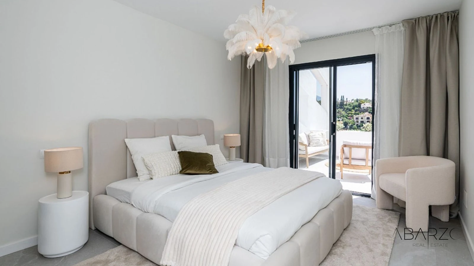Apartment in La Quinta, Benahavís with Panoramic Sea and Golf Views — interior, La Quinta, Benahavís (10 of 25)