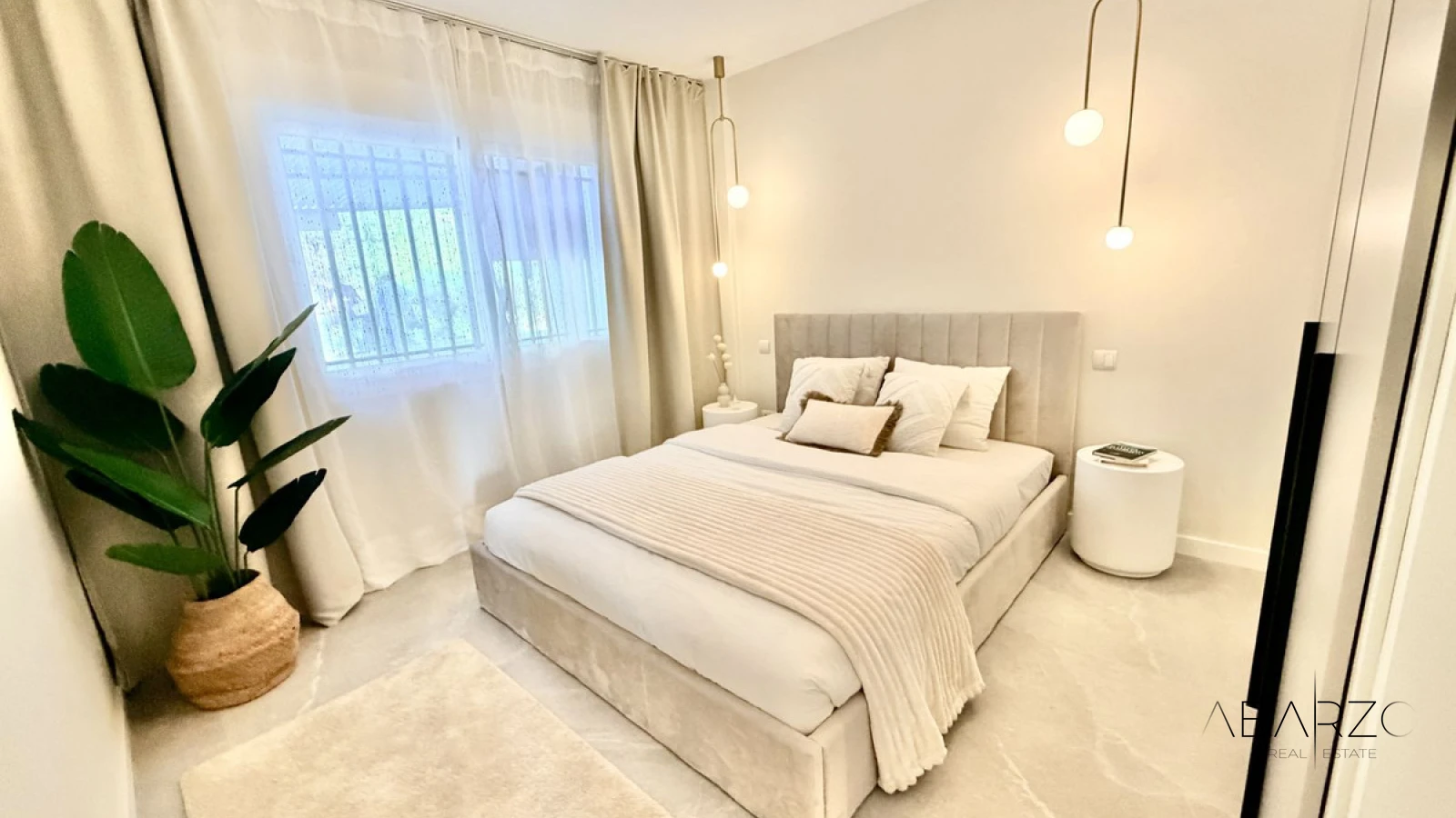 Apartment in La Quinta, Benahavís with Panoramic Sea and Golf Views — interior, La Quinta, Benahavís (19 of 25)