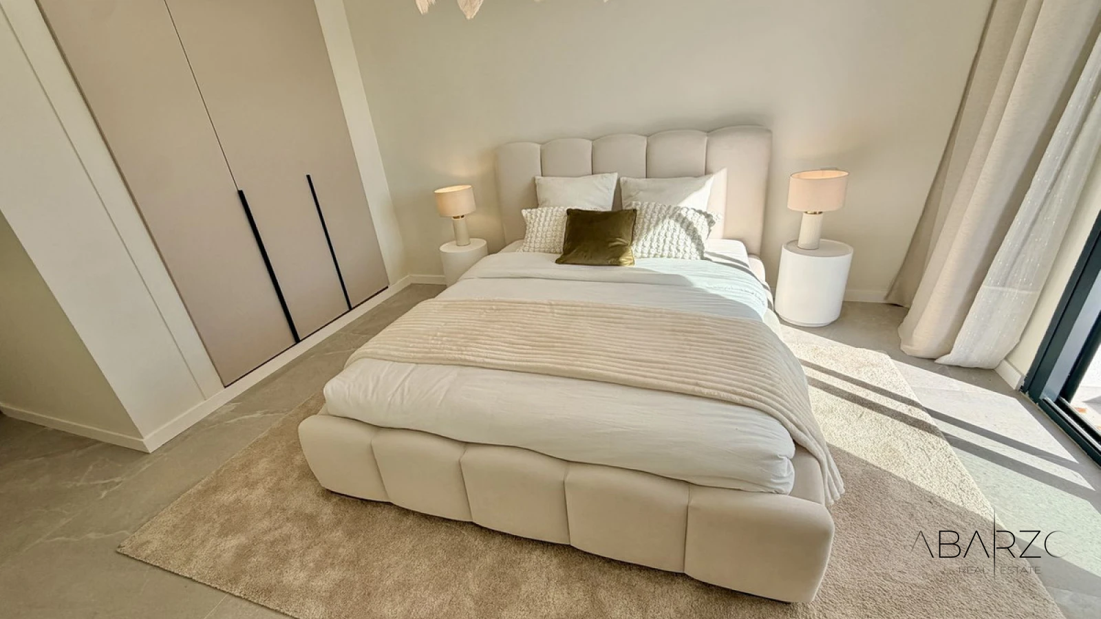 Apartment in La Quinta, Benahavís with Panoramic Sea and Golf Views — interior, La Quinta, Benahavís (13 of 25)