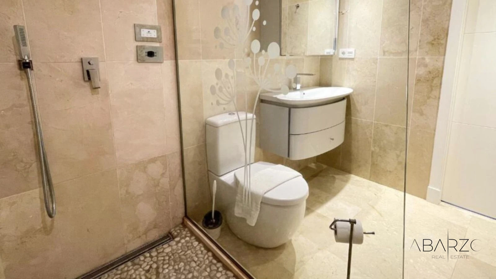 Renovated Apartment in Prestigious Nueva Andalucía, Marbella with Sea Views — interior, Nueva Andalucía, Marbella (10 of 25)