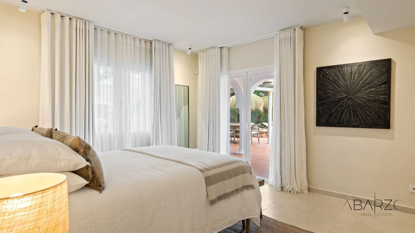 Villa de lujo de 3 dormitorios con vistas panorámicas en Hacienda las Chapas, Marbella — interior, Marbella East, Marbella (17 of 25)