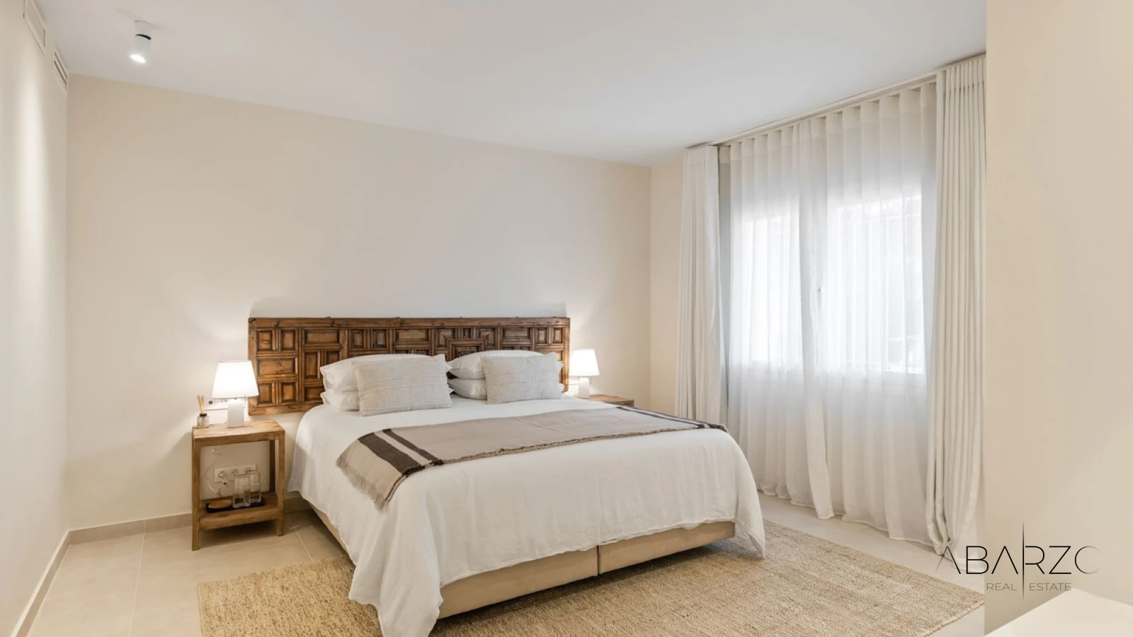 Villa de lujo de 3 dormitorios con vistas panorámicas en Hacienda las Chapas, Marbella — interior, Marbella East, Marbella (18 of 25)