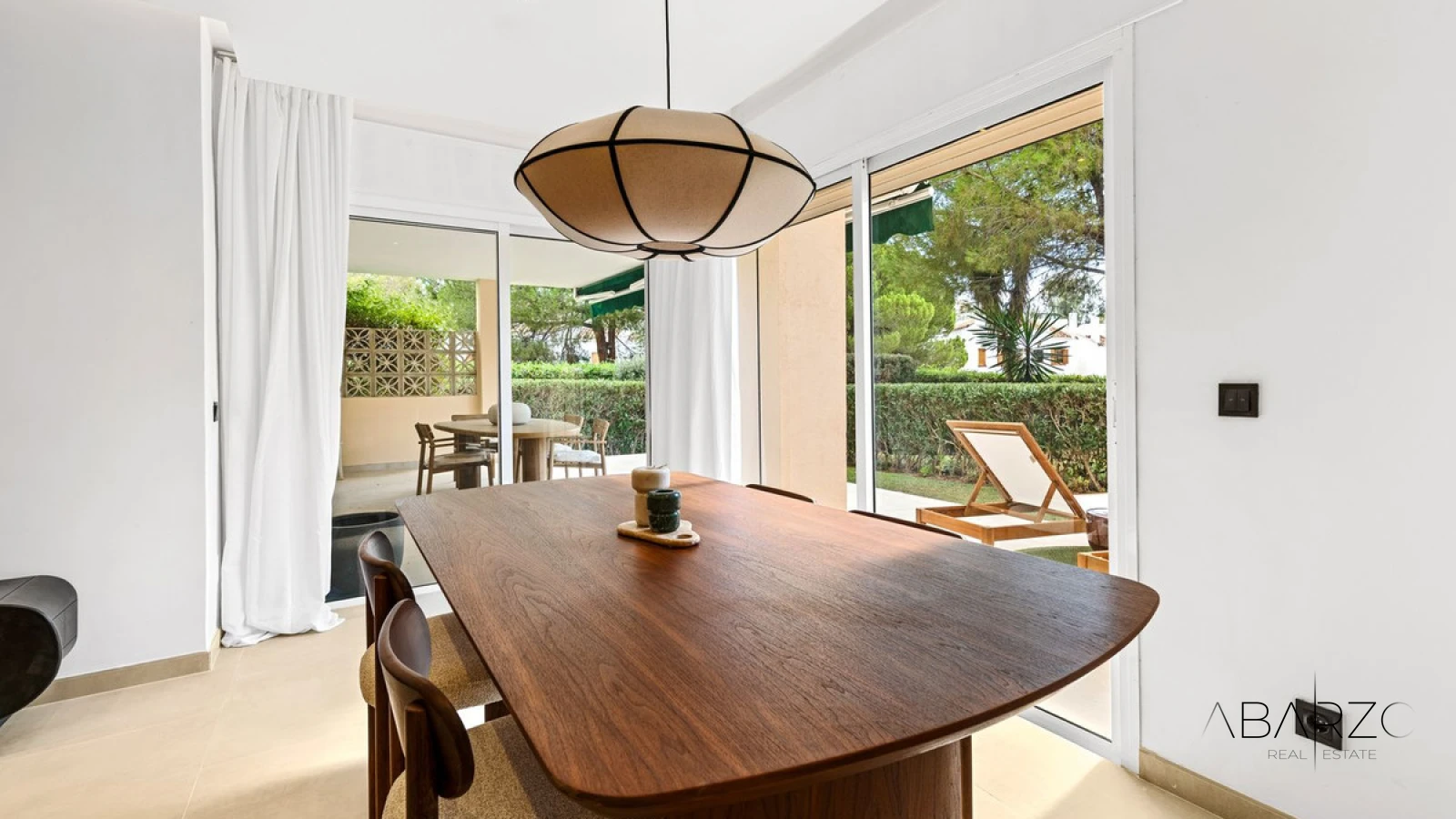 Ground Floor Apartment in Nueva Andalucía with Private Garden and Pool Access — interior, Nueva Andalucía, Marbella (10 of 35)