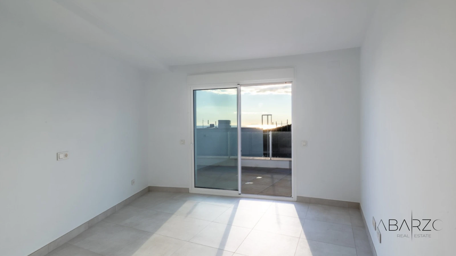 Contemporary Penthouse with Sea Views in Altos de los Monteros, Marbella — interior, Marbella East, Marbella (10 of 25)