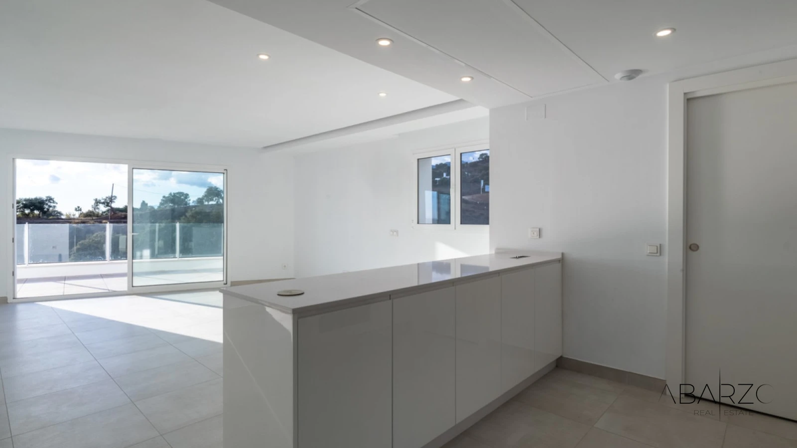 Contemporary Penthouse with Sea Views in Altos de los Monteros, Marbella — interior, Marbella East, Marbella (8 of 25)