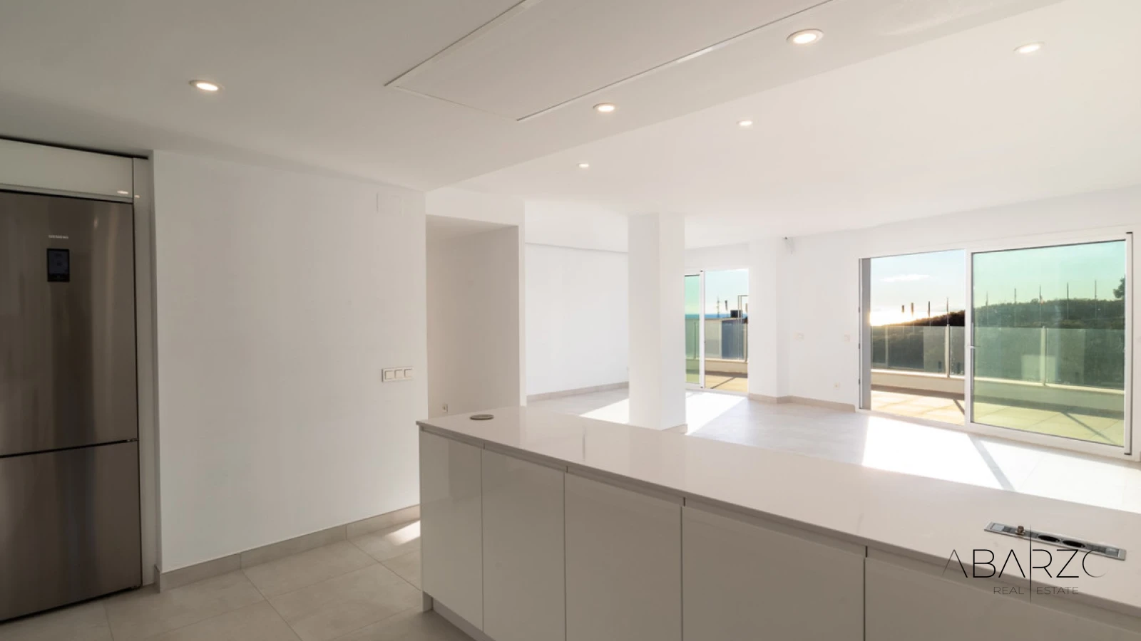 Contemporary Penthouse with Sea Views in Altos de los Monteros, Marbella — interior, Marbella East, Marbella (7 of 25)
