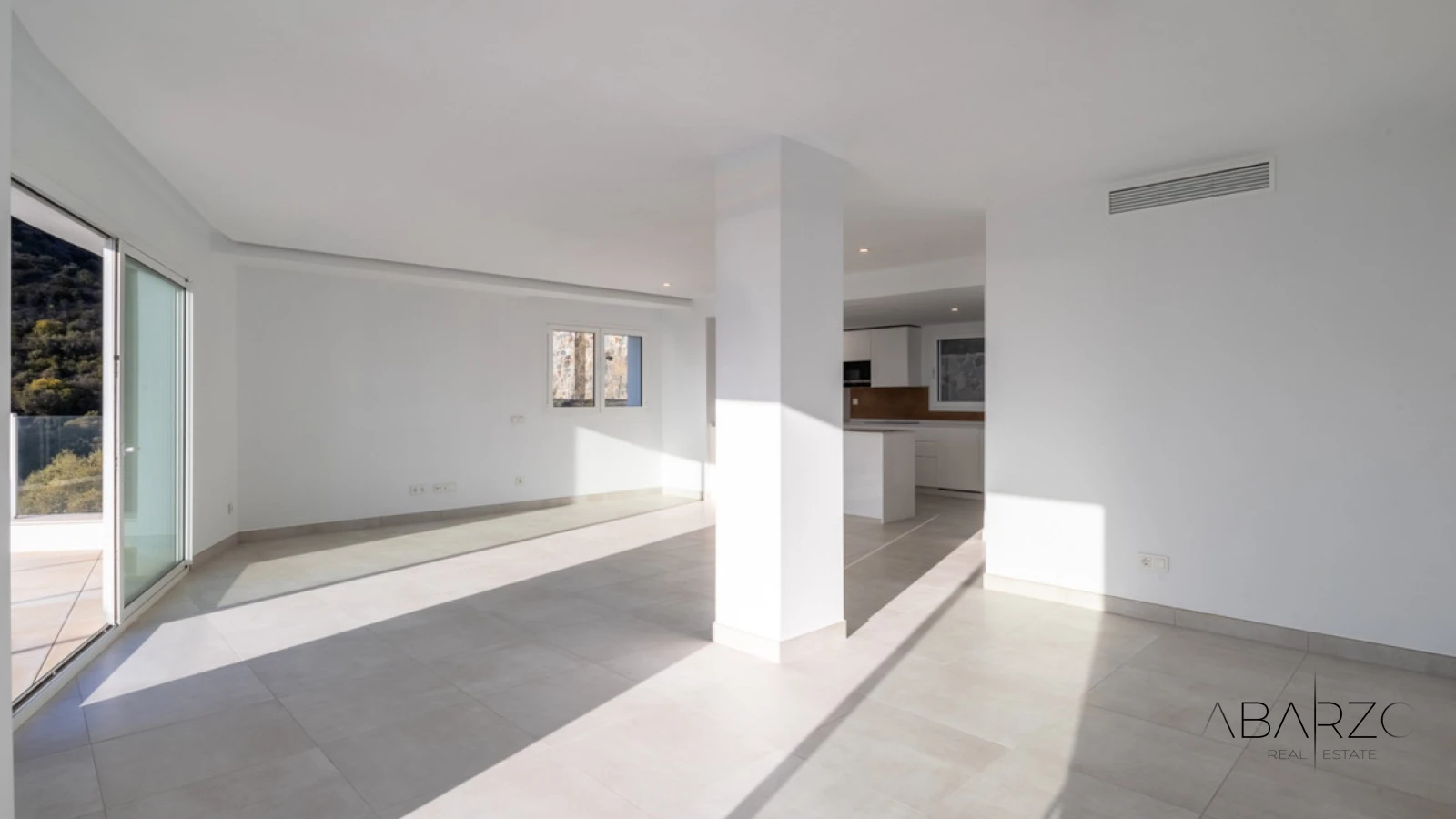 Contemporary Penthouse with Sea Views in Altos de los Monteros, Marbella — interior, Marbella East, Marbella (6 of 25)