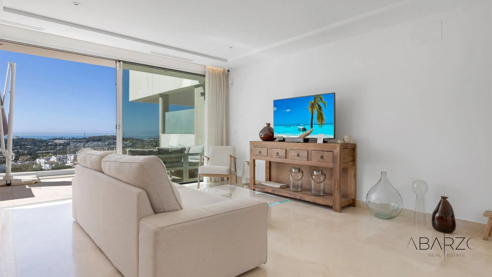 South-Facing Penthouse with Private Pool in Nueva Andalucía, Marbella — interior, Nueva Andalucía, Marbella (4 of 42)