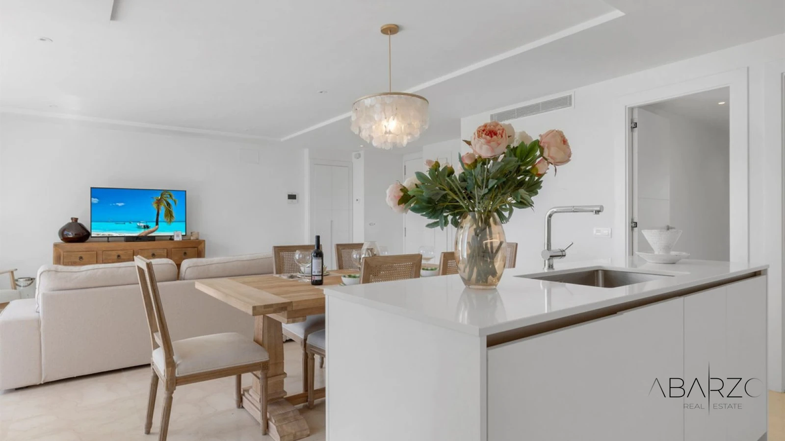 South-Facing Penthouse with Private Pool in Nueva Andalucía, Marbella — interior, Nueva Andalucía, Marbella (14 of 42)