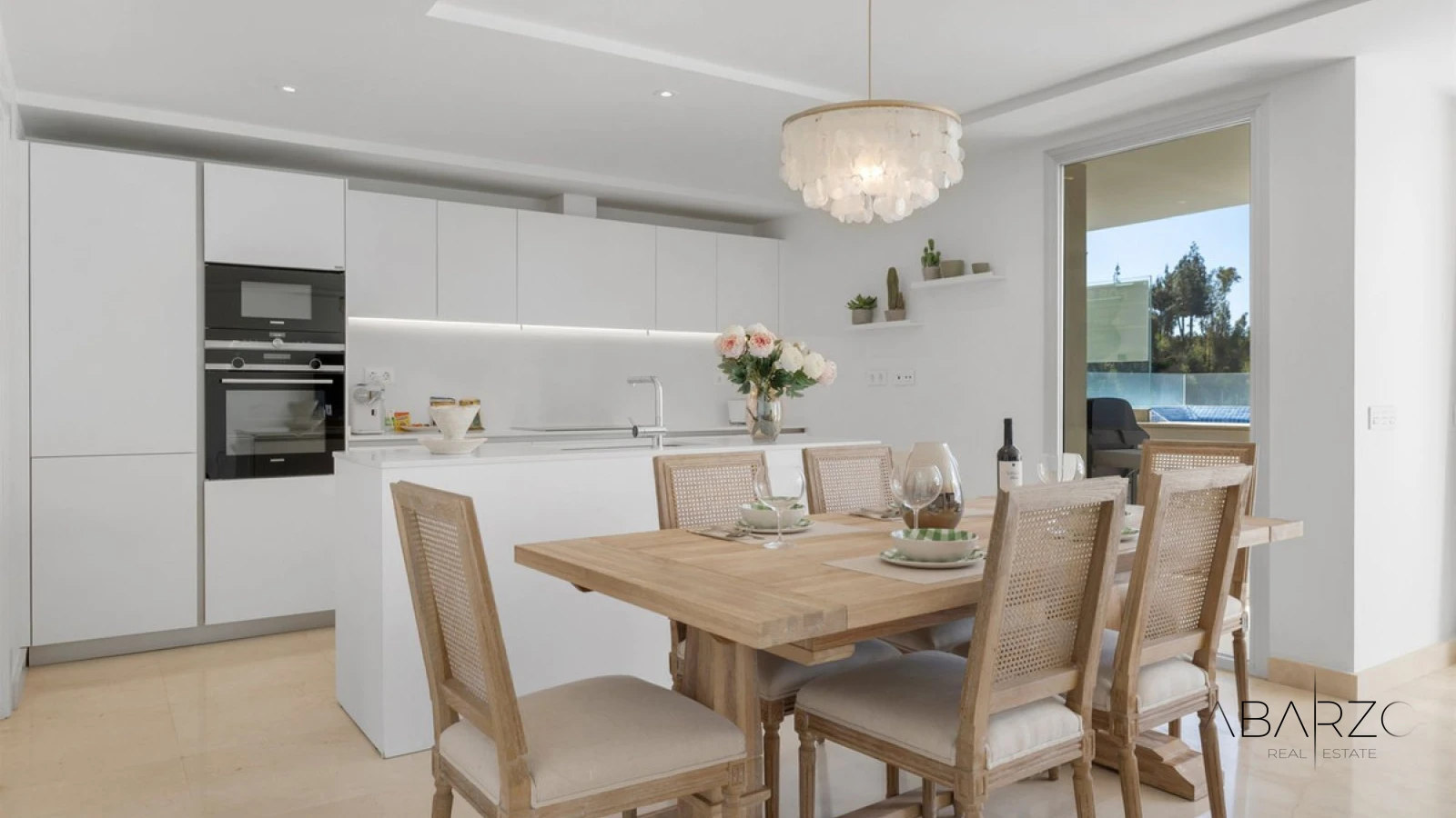 South-Facing Penthouse with Private Pool in Nueva Andalucía, Marbella — interior, Nueva Andalucía, Marbella (9 of 42)