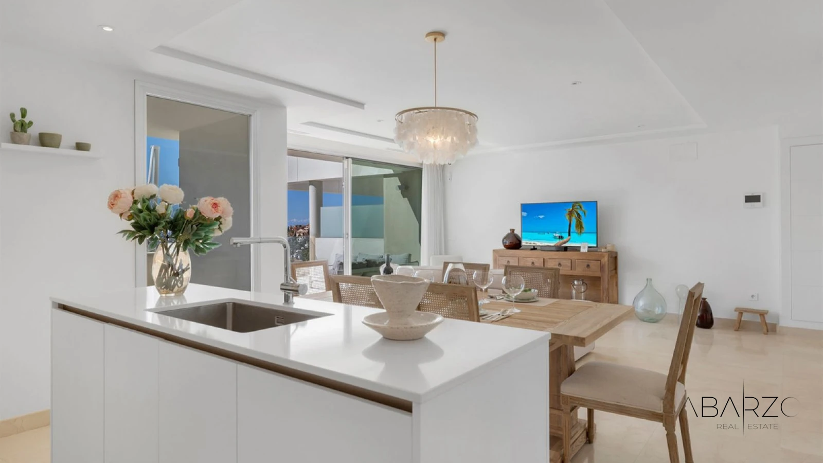 South-Facing Penthouse with Private Pool in Nueva Andalucía, Marbella — interior, Nueva Andalucía, Marbella (13 of 42)