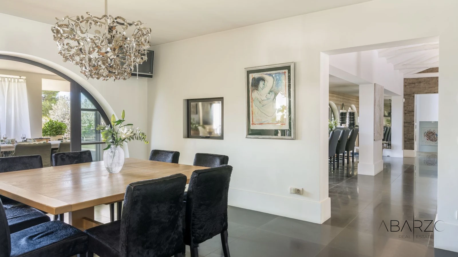 Villa with Andalusian charm in Benahavís above El Paraíso Golf with sea views — interior, New Golden Mile, Estepona (13 of 49)