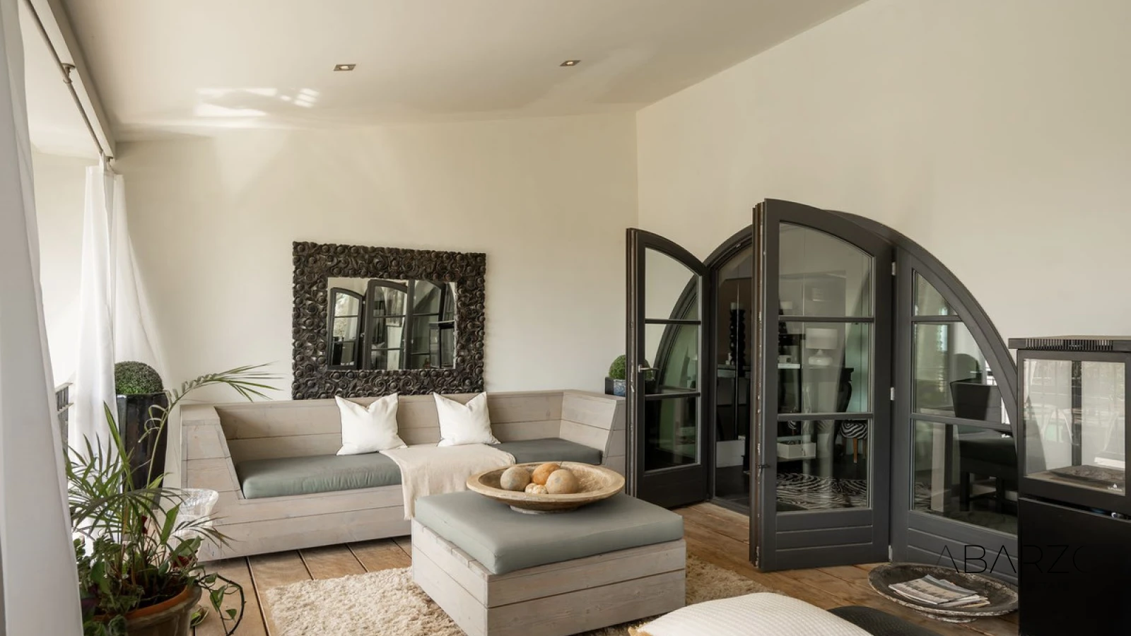 Villa with Andalusian charm in Benahavís above El Paraíso Golf with sea views — interior, New Golden Mile, Estepona (9 of 49)