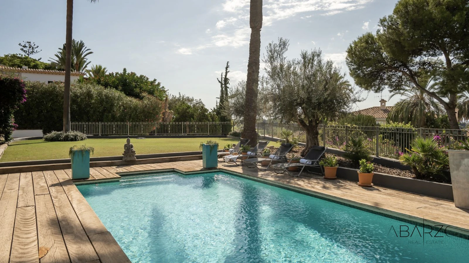 Villa with Andalusian charm in Benahavís above El Paraíso Golf with sea views — interior, New Golden Mile, Estepona (2 of 49)