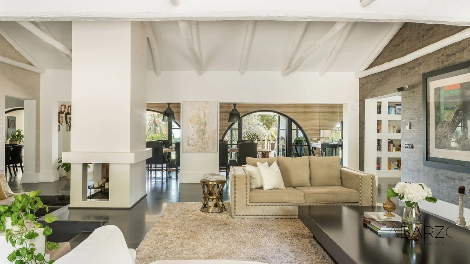 Villa with Andalusian charm in Benahavís above El Paraíso Golf with sea views — interior, New Golden Mile, Estepona (17 of 49)