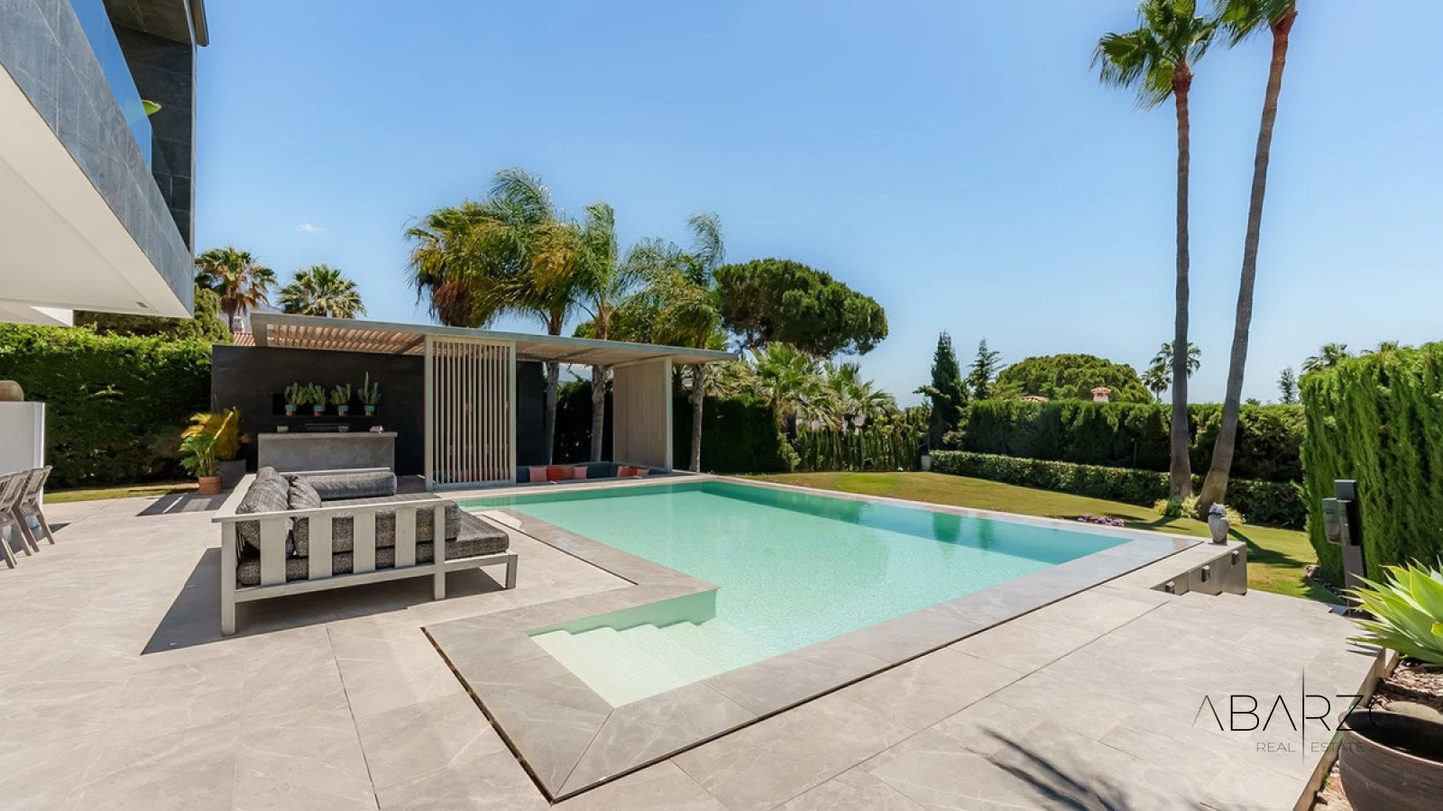 Casa moderna con vistas al mar y piscina en Las Brisas, Nueva Andalucía — interior, Nueva Andalucía, Marbella (8 of 47)