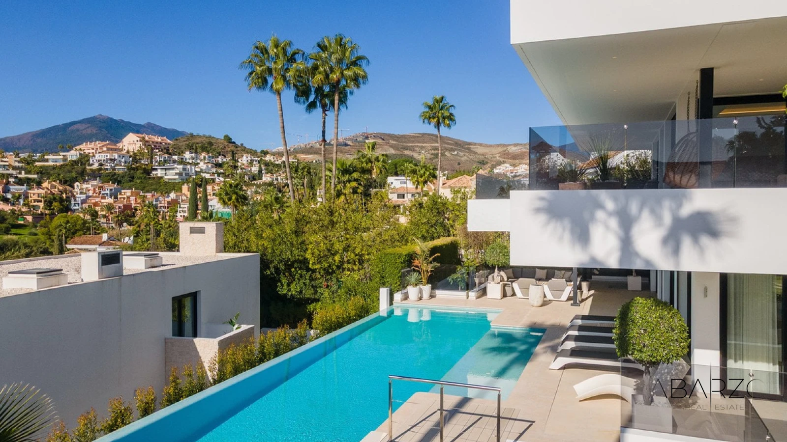Villa con vistas al golf y al mar en Nueva Andalucía — interior, Nueva Andalucía, Marbella (46 of 49)