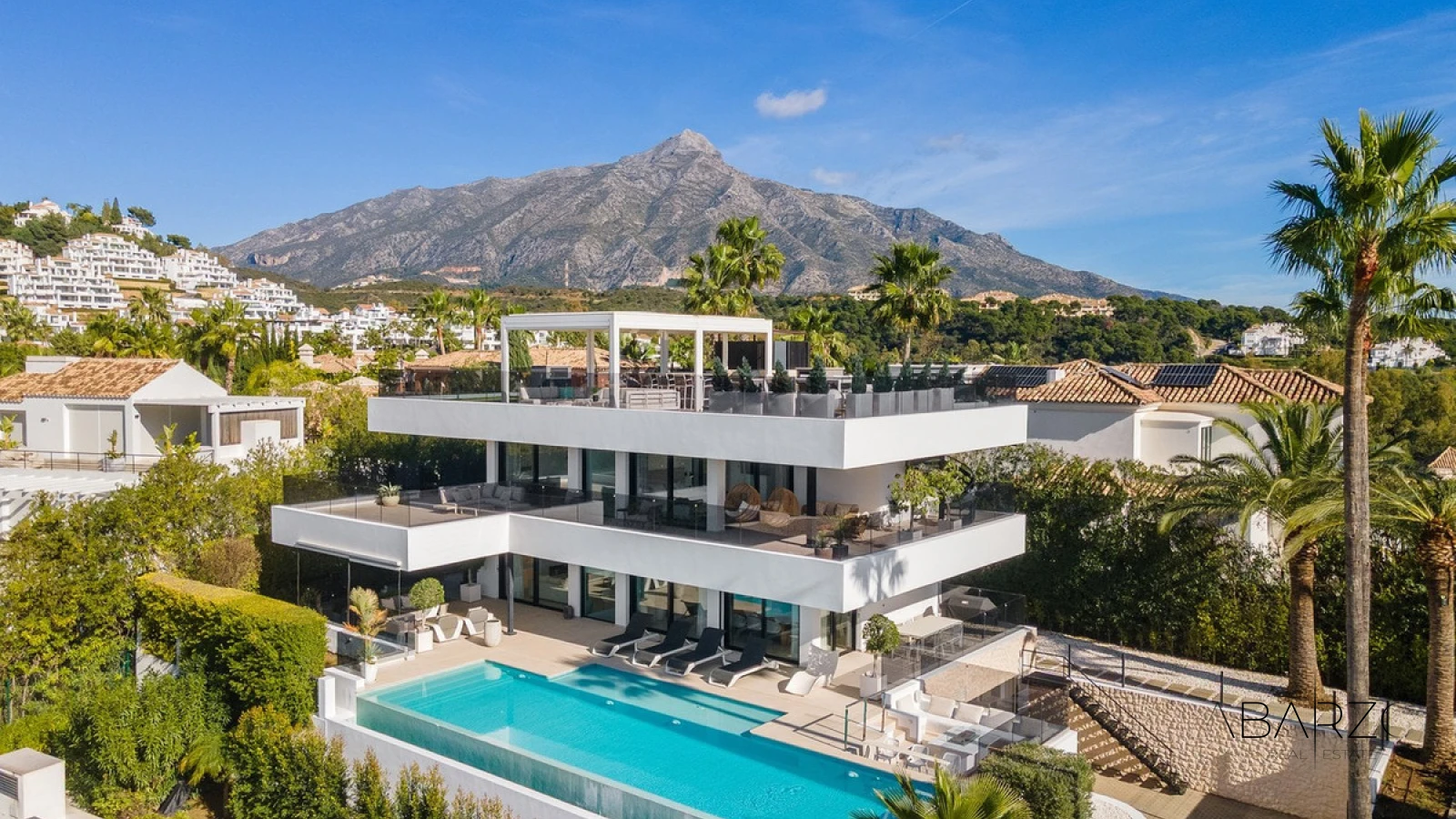 Villa con vistas al golf y al mar en Nueva Andalucía — interior, Nueva Andalucía, Marbella (48 of 49)