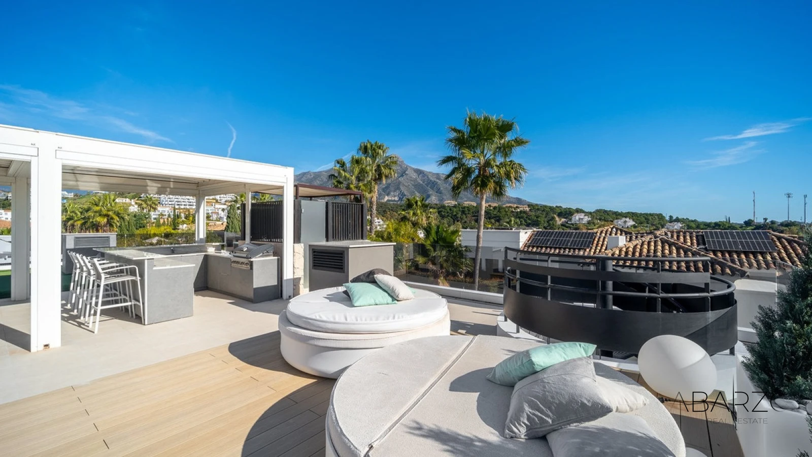 Villa con vistas al golf y al mar en Nueva Andalucía — interior, Nueva Andalucía, Marbella (31 of 49)