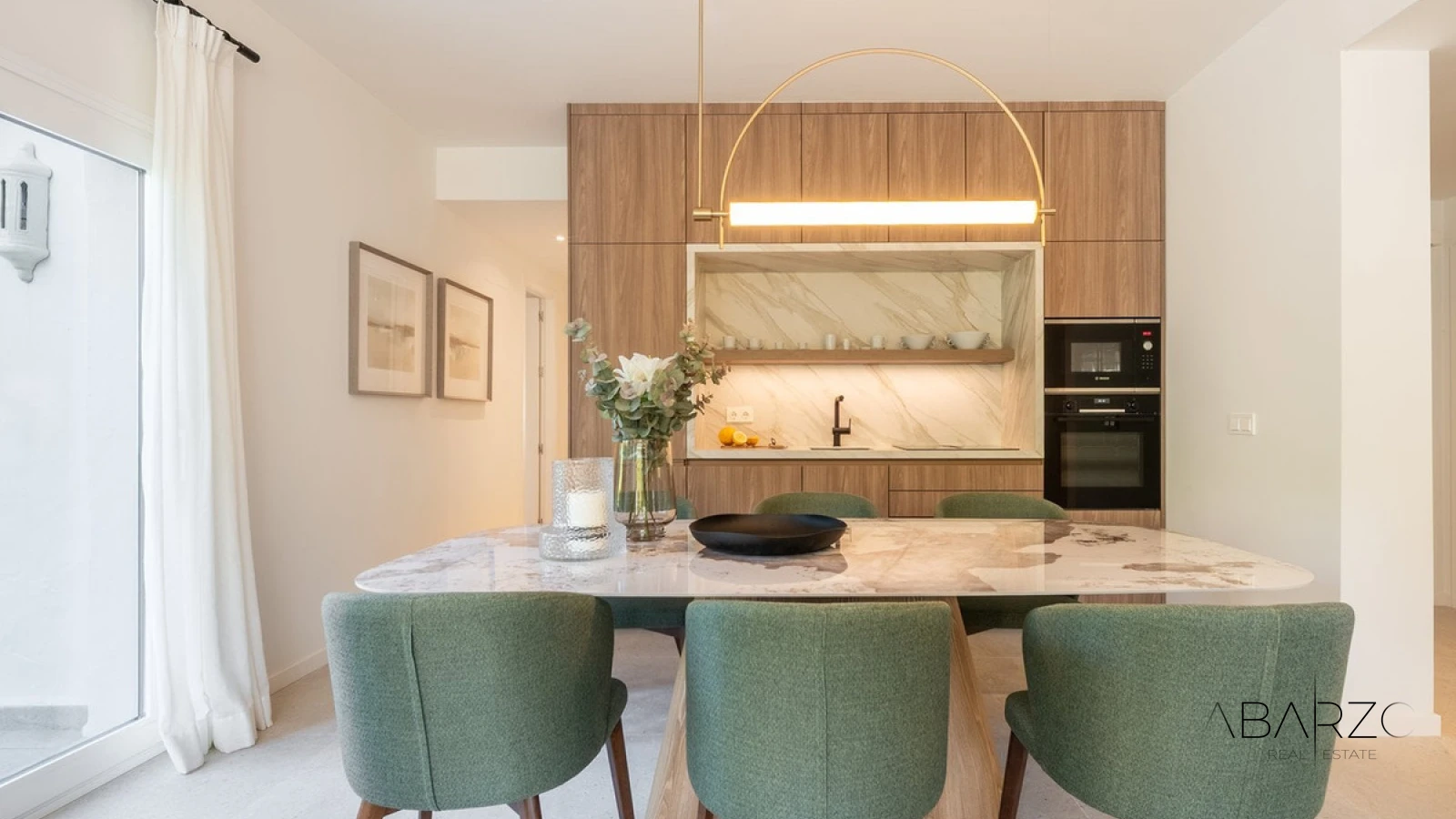 Apartamento renovado con jardín privado en la Milla de Oro, Marbella — interior, The Golden Mile, Marbella (6 of 25)