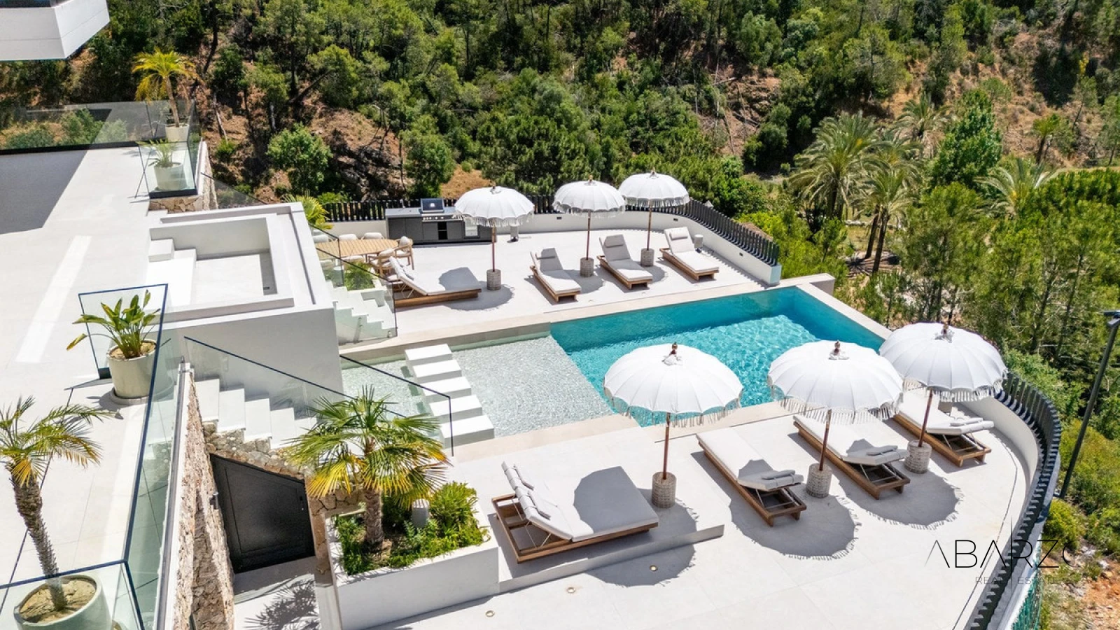 Villa de lujo con vistas al mar y piscina en Montemayor, Benahavis — interior, Benahavís (29 of 36)