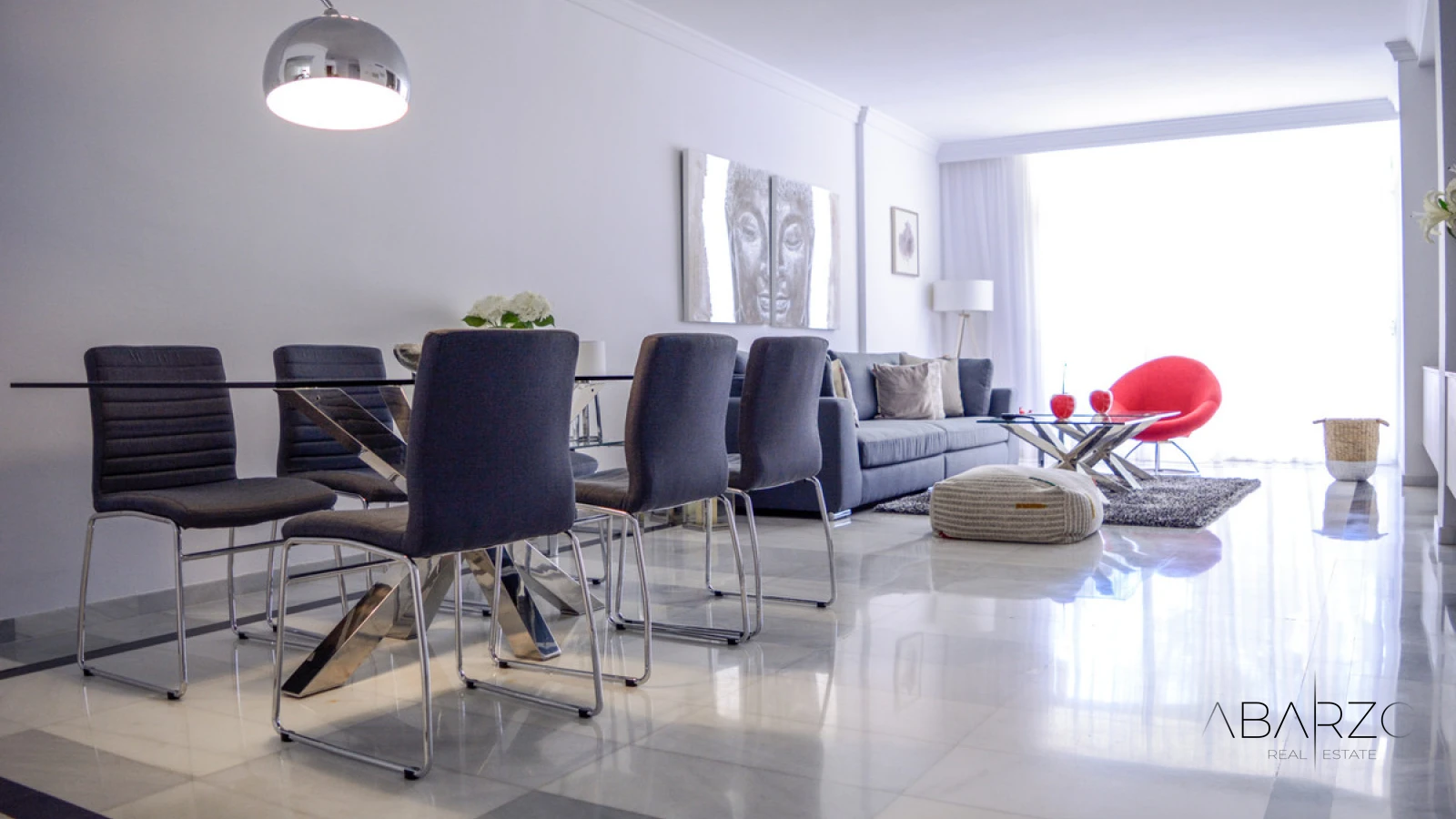 South-facing apartment in La Alcazaba, Marbella, with garden and luxury amenities — interior, Nueva Andalucía, Marbella (4 of 11)
